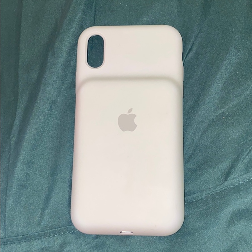 iphone xr apple charging case